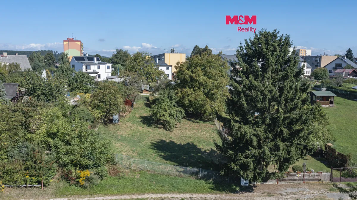 Prodej stavebního pozemku 798 m²
